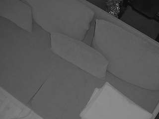 voyeurcam-julmodels-living-7