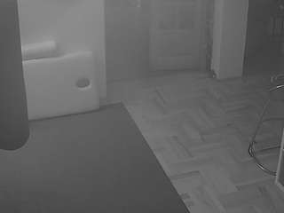 voyeurcam-julmodels-living-7