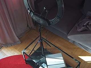 voyeurcam-julmodels-living-7