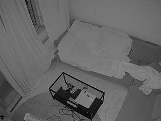 voyeurcam-julmodels-living-7