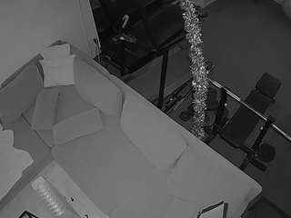 voyeurcam-julmodels-living-7