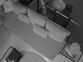 voyeurcam-julmodels-living-7