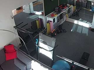 voyeurcam-julmodels-living-7 webcam