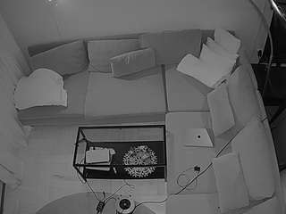 voyeurcam-julmodels-living-7