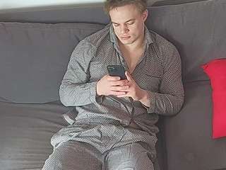 voyeurcam-julmod... Live Webcam on CamSoda