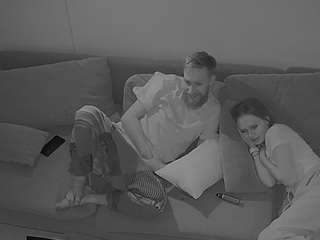 voyeurcam-julmodels-living-7 webcam