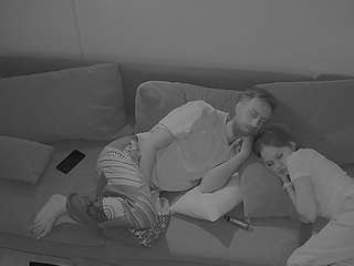 voyeurcam-julmodels-living-7 webcam