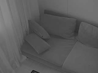 voyeurcam-julmodels-living-7 webcam