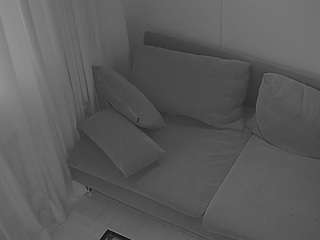 voyeurcam-julmodels-living-7