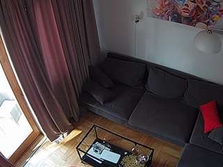 voyeurcam-julmodels-living-7