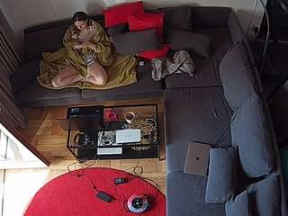 voyeurcam-julmodels-living-7 webcam