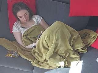 voyeurcam-julmodels-living-7