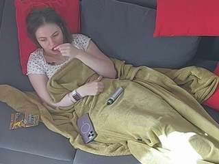 voyeurcam-julmodels-living-7