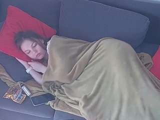 voyeurcam-julmodels-living-7