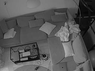 voyeurcam-julmodels-living-7 webcam