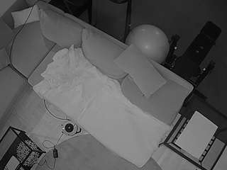 voyeurcam-julmodels-living-7