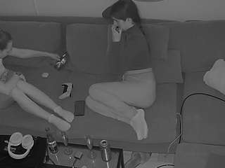 voyeurcam-julmodels-living-7 webcam