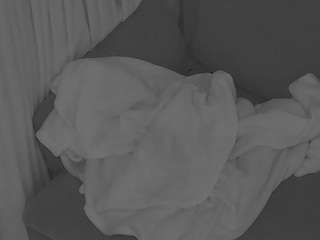 voyeurcam-julmodels-living-7 webcam