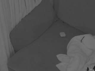 voyeurcam-julmodels-living-7 webcam