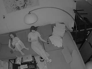 voyeurcam-julmodels-living-7