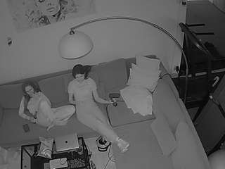 voyeurcam-julmodels-living-7