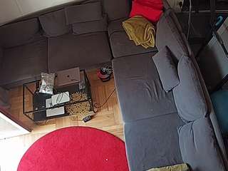 voyeurcam-julmodels-living-7