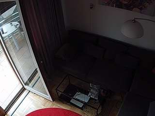 voyeurcam-julmodels-living-7