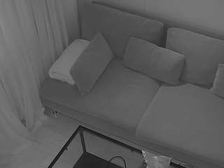 voyeurcam-julmodels-living-7