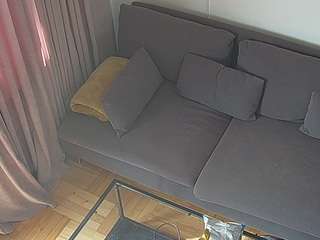 voyeurcam-julmodels-living-7