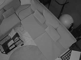 voyeurcam-julmodels-living-7