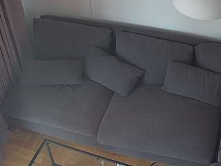 voyeurcam-julmodels-living-7