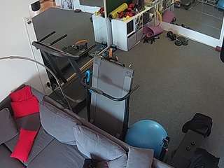 voyeurcam-julmodels-living-7