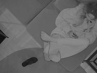 voyeurcam-julmodels-living-7 webcam