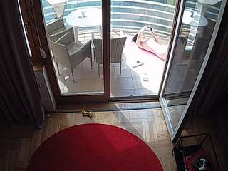 voyeurcam-julmodels-living-7