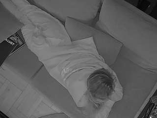 voyeurcam-julmodels-living-7 webcam