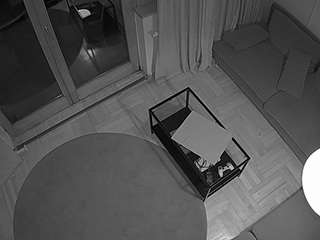 voyeurcam-julmodels-living-7 webcam