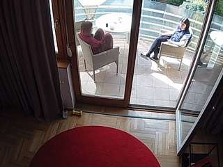 voyeurcam-julmodels-living-7 webcam