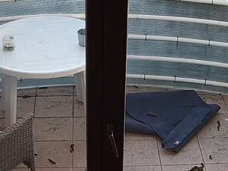 voyeurcam-julmodels-living-7