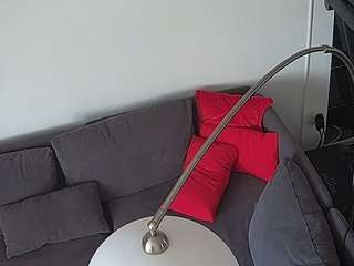 voyeurcam-julmodels-living-7