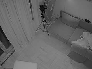 voyeurcam-julmodels-living-7 webcam