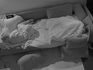 voyeurcam-julmodels-living-7 webcam