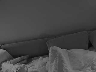 voyeurcam-julmodels-living-7 webcam