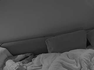 voyeurcam-julmodels-living-7 webcam