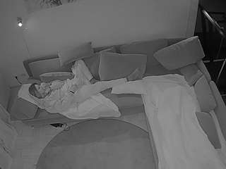 voyeurcam-julmodels-living-7 webcam