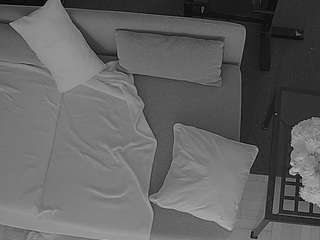 voyeurcam-julmodels-living-7 Profile Image