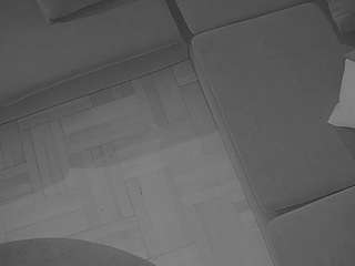 voyeurcam-julmodels-living-7