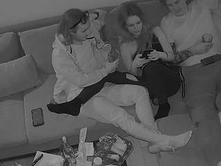 voyeurcam-julmodels-living-7 webcam