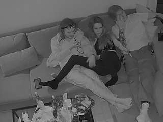 voyeurcam-julmodels-living-7 webcam