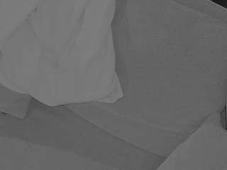 voyeurcam-julmodels-living-7