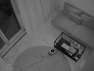 voyeurcam-julmodels-living-7